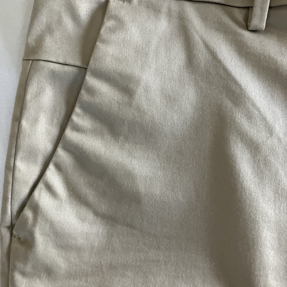 Banana Republic Mens Beige Stretch Mid-Rise Aiden Slim Chino Shorts Size 33 - Picture 4 of 6